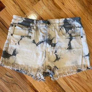 Sun & Shadow Shorts
